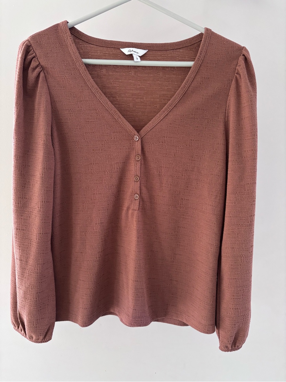 Reitmans Women's V-Neck Long Sleeve Top in light brown